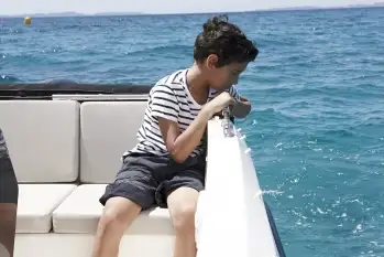 Łódź Quicksilver 445 - dostępna jeszcze przed sezonem 2021 - zdjęcie 3